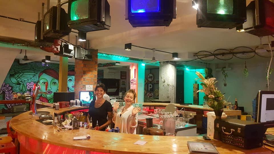 Route 66 Music Restaurant & Hostel Siem Reap Exterior photo